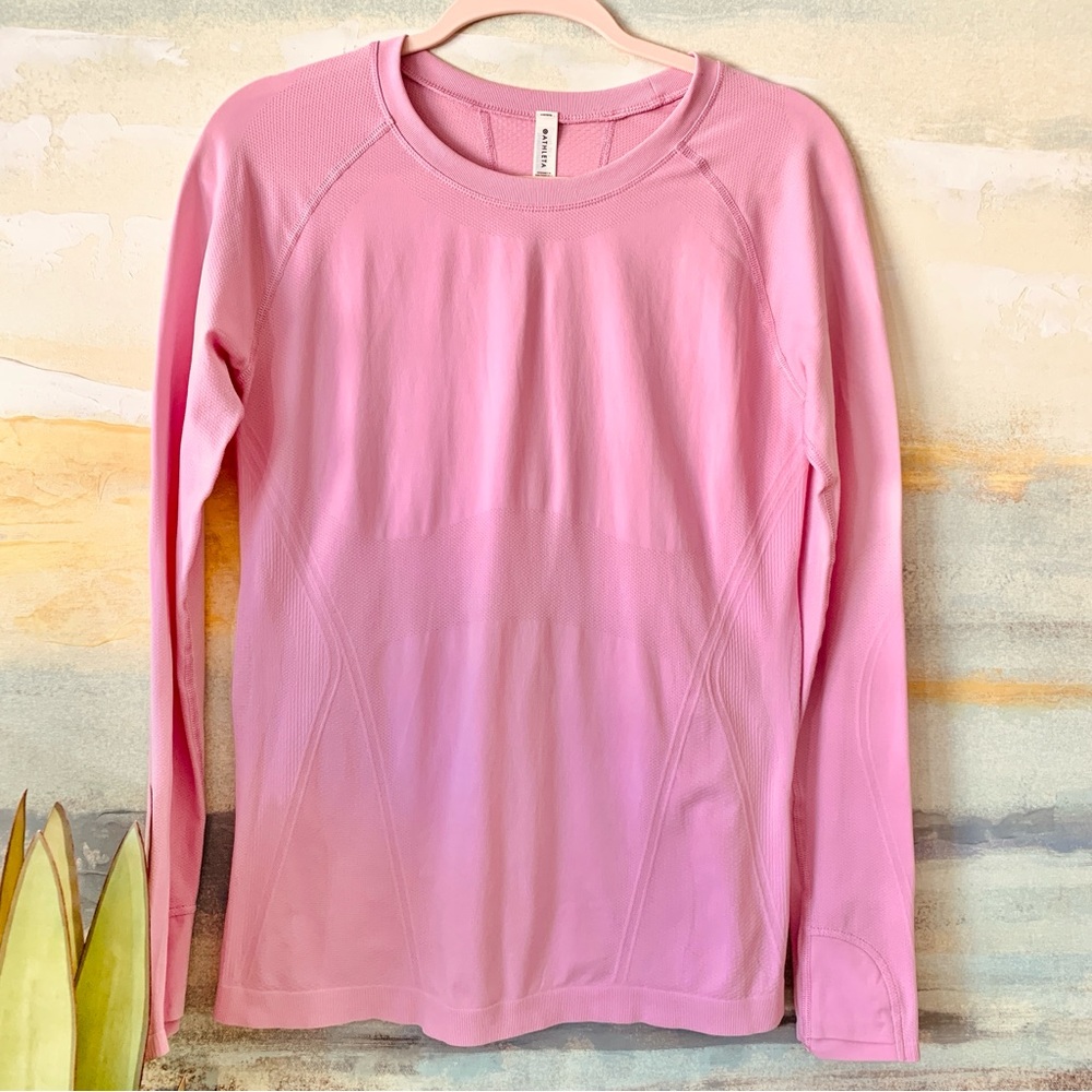 Athleta Long Sleeve Seamless momentum Active Top - Pink